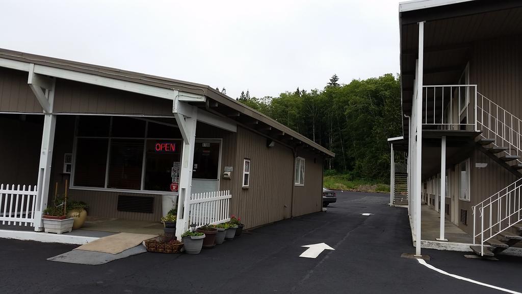 Grays Harbor & Motel