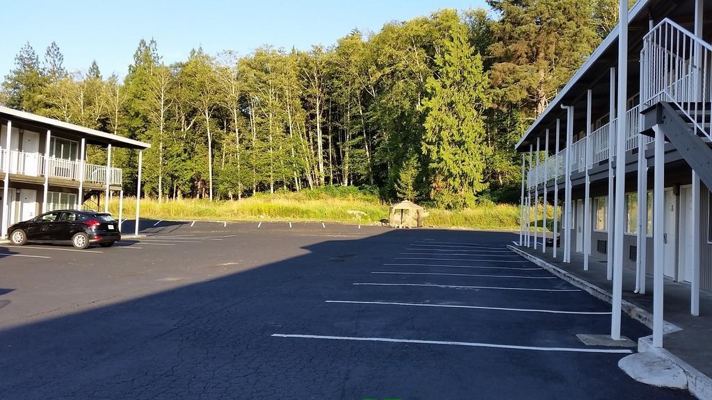 Grays Harbor & Motel 2*