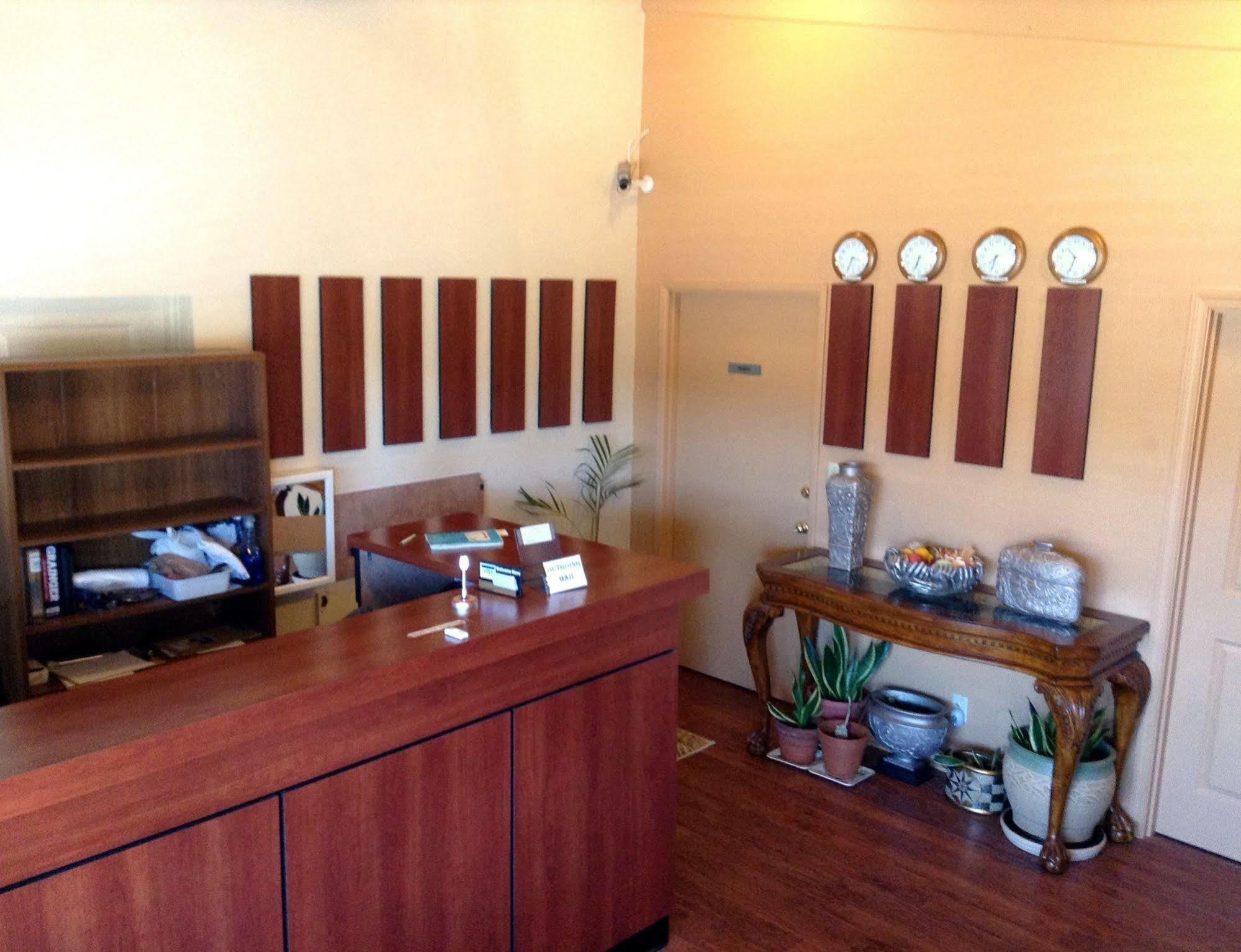 Motel Grays Harbor & 2*